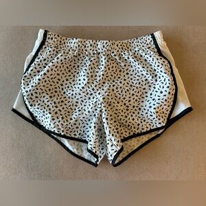 Girls Nike Black and White Logo Shorts - Kids Medium